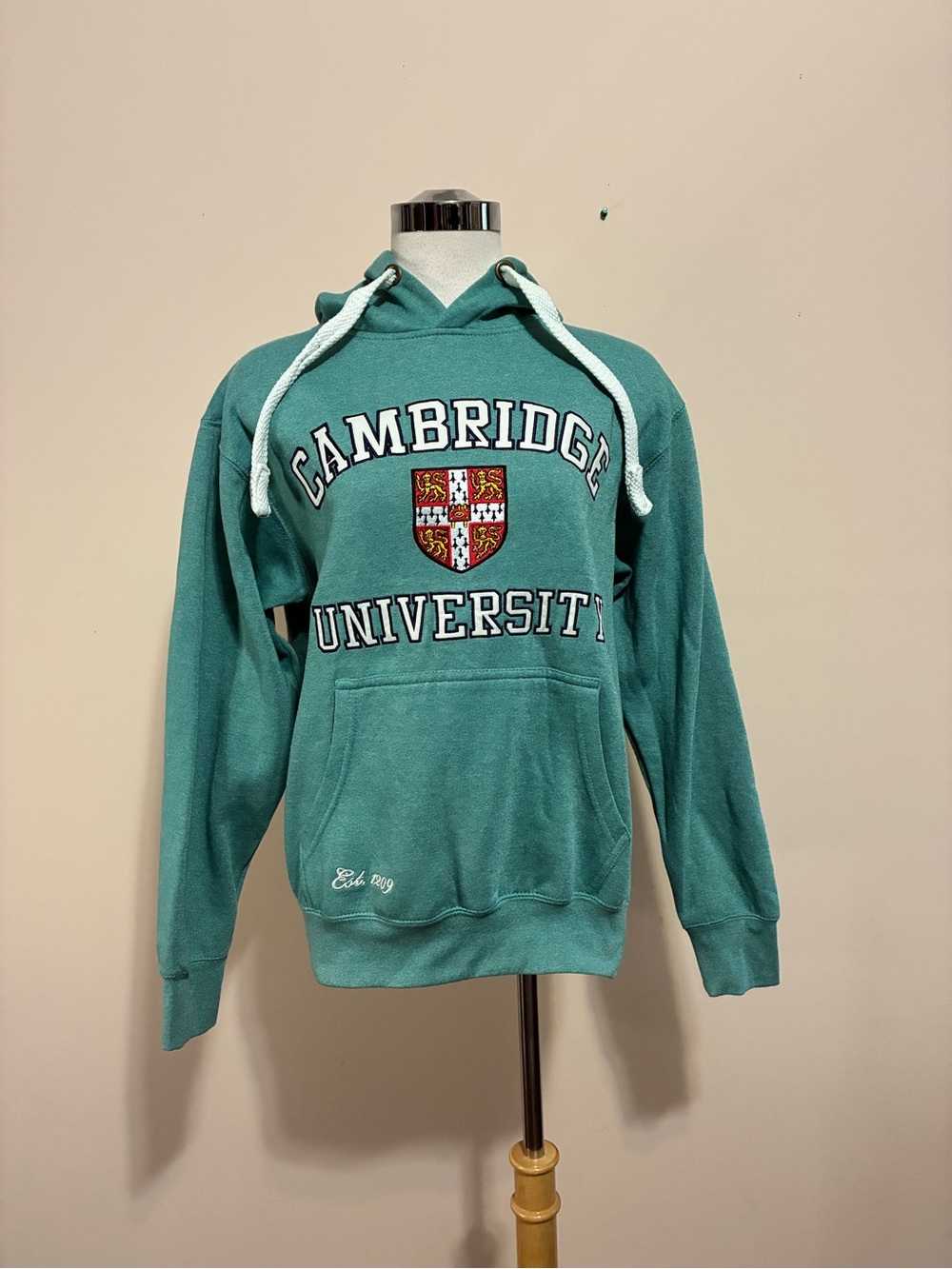 University of Cambridge Unisex Pullover Hoodie with Embroidered Crest & Letters